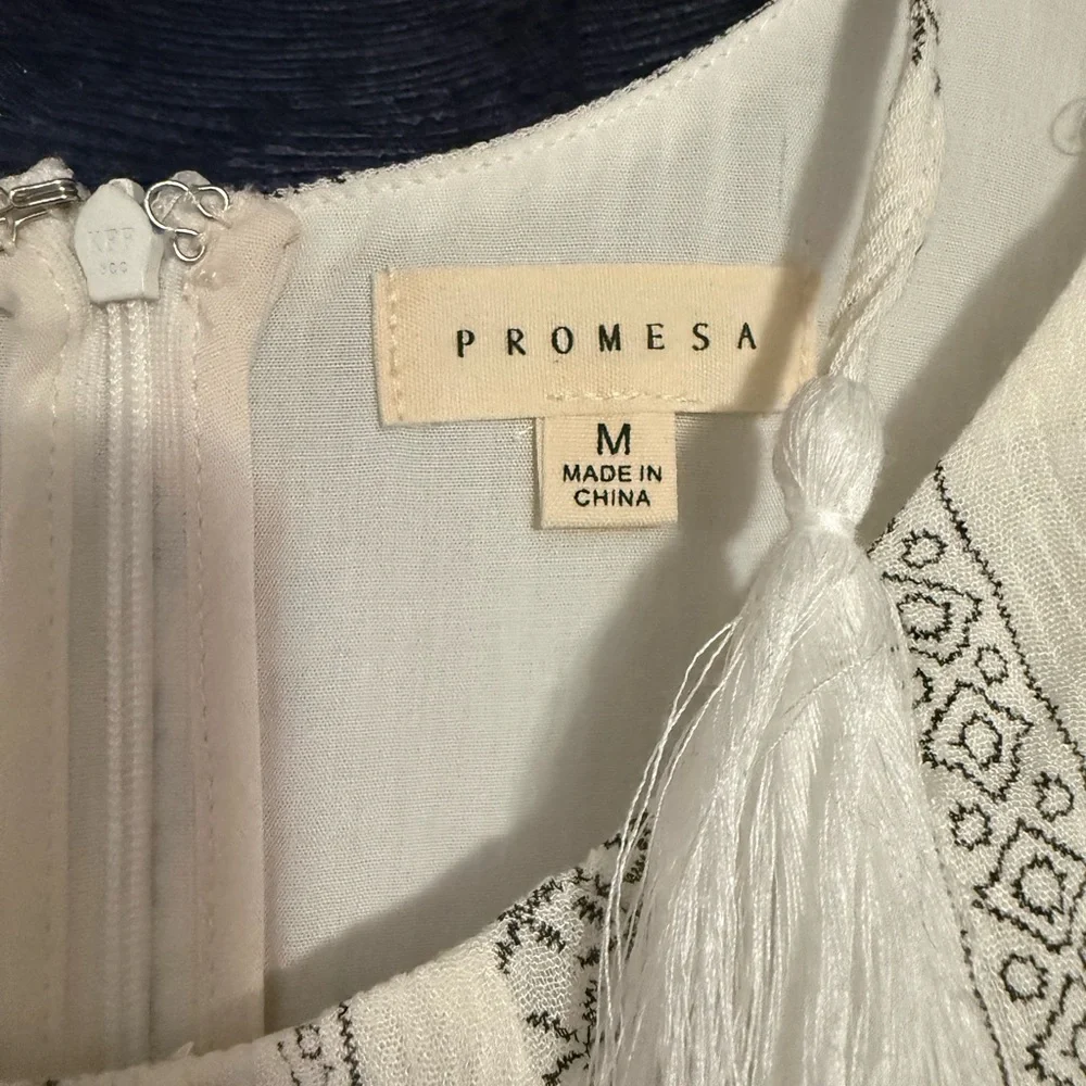 White Tie Maxi dress with slip - Picture 3 of 7